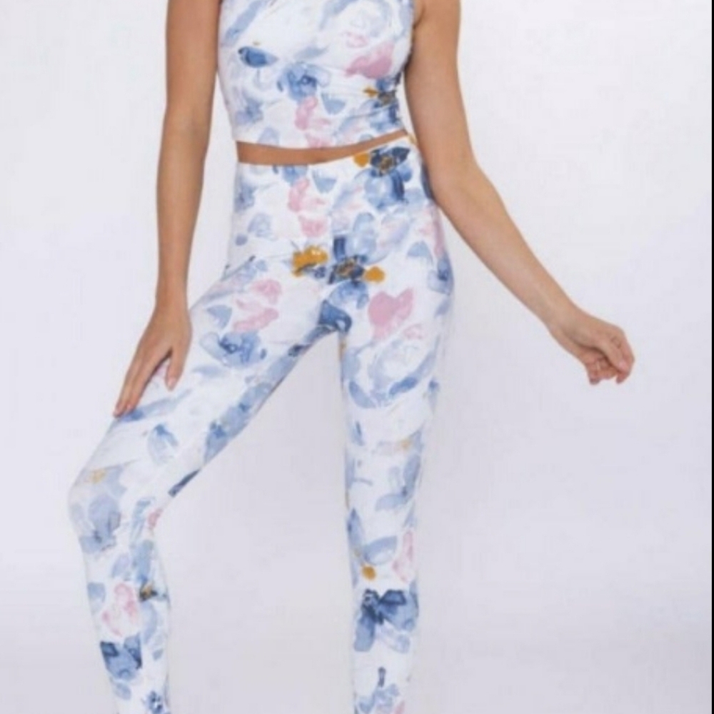 Highwaisted Floral Print Leggings